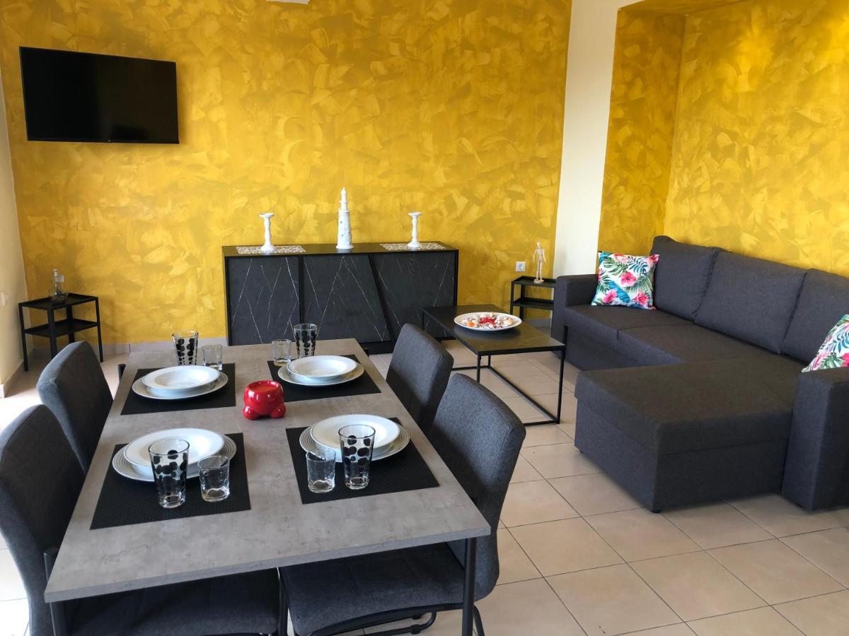 Kakovatos - Luxury Sea View Apartment “Theodora” 54M2. Εξωτερικό φωτογραφία